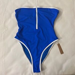 SKIMS ZIP-UP SWIM STRAPLESS ONE PIECE